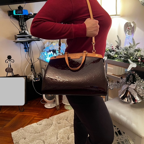 Louis Vuitton MM Brea Shoulder Bag - Picture 8 of 9